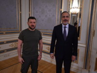 MISIJA MINISTRA HAKANA FIDANA: Turski šef diplomatije u posjeti Kijevu, slijedi put u Moskvu s ciljem...