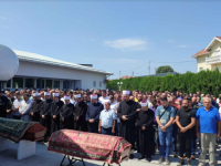 DA ZANIJEMIŠ: U Gradačcu klanjana dženaza ocu i sinu koje je ubio Sulejmanović