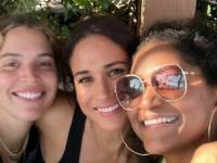 JE LI MOGUĆE: Britanija bruji o fotografiji Meghan Markle s prijateljicama, svi gledaju u njezinu…