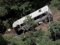 STRAVIČNA NESREĆA U MEKSIKU: U prevrtanju autobusa poginulo 18 stranih državljana