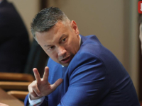 ČOVIĆEVI MEDIJI PORUČILI: 'Ministar Nešić naznačio kraj dobrih političkih odnosa između Hrvata i Srba!'