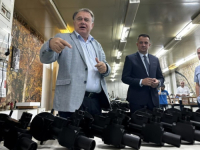 NIKŠIĆ I LAKIĆ POSJETILI KOMPANIJU 'ZRAK': Uprava i radnici optimistični, uskoro stižu novi veliki ugovori