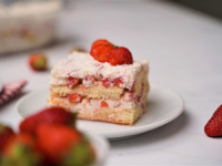 PREUKUSAN LJETNI DESERT: Napravite tiramisu od jagoda i kokosa