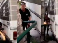 NEVJEROVATNE SCENE U SARAJEVU: Mađarski turista se 'zaglavio' na Bistriku pa brusilicom izrezao rukohvat (VIDEO)