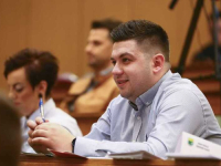 ZASTUPNIK U PARLAMENTU FBiH O OPTUŽBAMA SIMPATIZERA GRADONAČELNIKA ZENICE: 'Kasumović botovima lično diktira gnusne laži koje...'