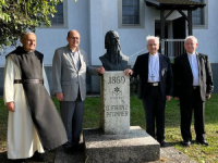 DODIK GA NIJE UHAPSIO JOŠ, NITI SU GA SRBI GAĐALI JAJIMA: Christian Schmidt danas u Banja Luci! (FOTO)