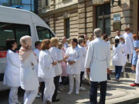 UVOD U GENERALNI ŠTRAJK: Danas protest zdravstvenih radnika u Kantona Sarajevo u periodu...