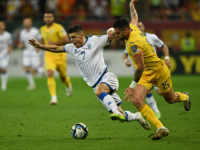 SRAMOTNE SCENE NA STADIONU: Rumunski navijači provocirali reprezentativce Kosova, sudija prekinuo utakmicu (FOTO, VIDEO)