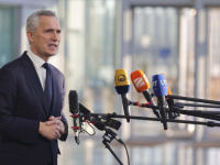 REZOLUTAN STAV JENSA STOLTENBERGA: 'Ako želimo kraj rata, pravedan i trajan mir, onda je vojna podrška Ukrajini pravi put'