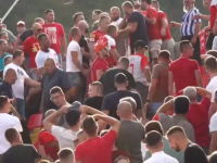 NEREDI NA TRIBINAMA U KONJICU: Sijevale šake među navijačima, intervenisala i policija