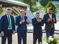 PREMIJER NIKŠIĆ SA MINISTRIMA IZ VLADE FBiH U SREBRENICI: 'Nedopustivo je da se pojedinci i cijele grupe, nisu u stanju...'