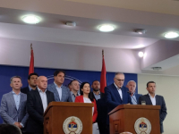 OPOZICIJA NAJAVILA PARLAMENT NA OTVORENOM: 'Proces s Dodikom je njegova lična stvar, sam je izazvao krize u koje je upao'