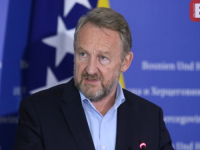 DRAMATIČAN ISTUP BAKIRA IZETBEGOVIĆA: 'Ovo je moja ponuda i poziv u ovoj kritičnoj situaciji, u ovom dramatično važnom momentu za opstanak zemlje...' (VIDEO)
