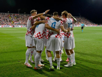 A NEKAD SE NA KANTRIDI PJEVALO - 'MI RIJEČANI KOMUNISTI, SVE SE MIJENJA, MI SMO ISTI': UEFA je zbog ustaške zastave...