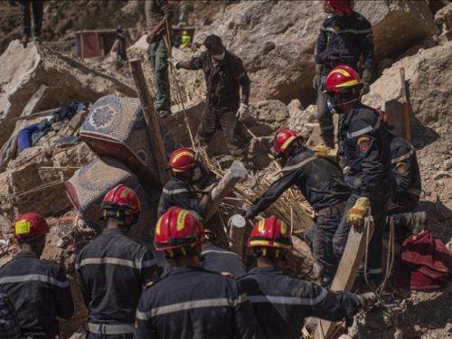 TRAŽE SE NESTALE OSOBE: U zemljotresu u Maroku poginulo 2.960 osoba