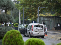 ZABILJEŽEN IZ NEPOSREDNE BLIZINE: Objavljen novi snimak terorističkog napada u Turskoj, terorista je istrčao iz automobila i... (VIDEO)
