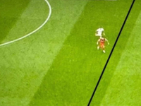 NAKON KATASTROFALNE GREŠKE: Sudije utakmice Tottenham - Liverpool oštro kažnjene