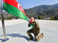 SLAVI POBJEDU NAD ARMENIJOM: Aliyev podigao zastavu Azerbejdžana na Nagorno-Karabahu
