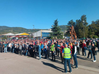 'NISMO DOBILI NIJEDAN ODGOVOR': Radnici zeničkog Arcelor Mittala održali novi protest, najavili generalni štrajk