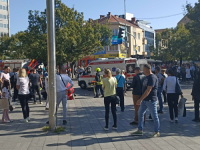 TEŽAK UDES U CENTRU BANJALUKE: U sudaru automobila i motocikla povrijeđeno više osoba