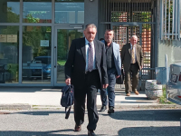 SUĐENJE ZA ZLOČINE U VLASENICI: 'Počeli me gaziti, udarati, pljusnuli su me vodom… Na spratu su me tukli… Dodijalo mi je to udaranje, ja sam pokušao da skočim kroz prozor'
