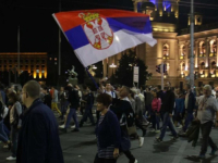 ZAVRŠEN JOŠ JEDAN U NIZU PROTEST 'SRBIJA PROTV NASILJA': 'Mnogo nerviramo vlast, ali mi ne odustajemo dok im ne vidimo leđa'