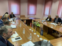 NAKON DODIKOVIH NEODLOŽNIH 'OBAVEZA' NA SUDU BiH: Sutra sastanak SNSD-a, HDZ-a i Trojke u Istočnom Sarajevu