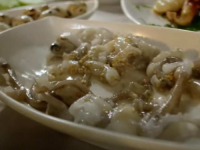 KOREJSKA DELICIJA: Muškarac pokušao pojesti jedno od najopasnijih jela na svijetu i ugušio se (VIDEO)