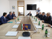 NERMIN NIKŠIĆ U POSAVSKOM KANTONU: U Orašju je pojasnio i Odluku Federalne vlade o ograničenim maržama za... (VIDEO)
