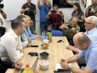 ANDREJ NIKOLAIDIS: Spajić ponudio Skupštinu Mandiću. Hoće li Bošnjaci podržati četničkog vojvodu?
