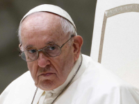 PAPA FRANJO LJUTITO ODBRUSIO: 'Dosta je! Ratovi su uvijek poraz, UVIJEK!'