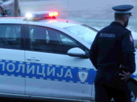 TEŠKA NESREĆA KOD BANJA LUKE: Auto završilo na krovu, više povrijeđenih