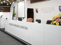 ZNALO SE, DOGODILO SE: Skupština smijenila premijerku Amru Mehmedić i Vladu ZDK, novu će predvoditi kadar...