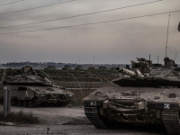 SPREMAJU OFANZIVU: Izraelska vojska nastavlja raspoređivanje tenkova i oklopnih vozila na granici sa Gazom