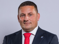 TOKIĆ NAJAVLJUJE BRZI RASPLET: U toku pregovori o formiranju nove većine u Tuzlanskom kantonu