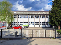 DETALJI INCIDENTA U ŽEPČU: Učenik u školi sa pištoljem tražio momka s kojim ga je djevojka navodno prevarila, otac ga prijavio policiji