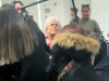 HAOS NA 'CRNI PETAK': Potukle se žene zbog jakne, među njima bila i baka (VIDEO)