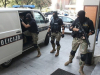 SVE ZBOG DUŽINE PERTLI: Policajcima u ZDK stigle ljetne cipele u sred novembra