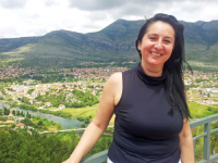 GDJE JE NESTAO NOVAC: 'Trebinje nema 'Sigurnu kuću', a perjanica SNSD-a Ljilja Čičković do sada mogla sagraditi najmanje šest'