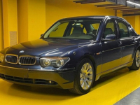 SAMO DA ZNATE - NIJE MONTAŽA: Pogledajte kako izgledaju ove oklopljene limuzine; BMV-ova serija 7 u... (VIDEO)