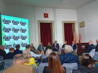 VESNA PUSIĆ SA CETINJSKOG FORUMA: 'Vlast u Srbiji se odrekla puta u EU'