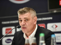 ŠTA SE DOGAĐA U REPREZENTACIJI BiH: Savo Milošević bez objašnjenja na tribine poslao dva ponajbolja bh. reprezentativca