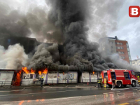 'SB' NA LICU MJESTA: Veliki požar u Sarajevu, gori pijaca na Otoci, čuju se manje eksplozije... (FOTO, VIDEO)