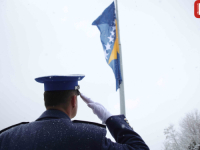 'SB' NA LICU MJESTA: Na Humu iznad Sarajeva podignuta zastava BiH, uz Komšića i Bećirovića su bili...