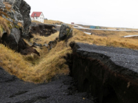 DRAMA NA ISLANDU: Erupcije vulkana, zemljotresi, evakuacija stanovništva