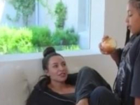 BIZARAN SNIMAK KĆERKE KIM KARDASHIAN: Je li moguće da je ona to stvarno uradila?! (VIDEO)