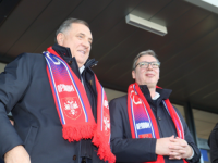 DODIK U POLITIČKO-SPORTSKOM DELIRIJU: Na stadionu u Leskovcu sa Vučićem vatreno navijao za Srbiju (FOTO)