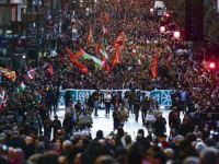 BASKIJA NA NOGAMA: Desetine hiljada ljudi na ulicama - 'Ovo je historijski trenutak, želimo nezavisnost!'