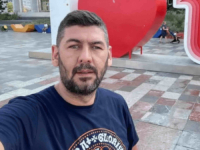 OVAKO RADE NiP-ovi REFORMSKI KADROVI: Novi direktor KJKP 'Rad' izdvojio 7000 KM da sebi kupi 'iPhone 15', a saradniku 'Samsung Galaxy'
