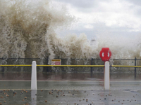 HAOS U EVROPI, OD HOLANDIJE DO ŠPANIJE: Rekordni udari vjetra i oluja koja se 'dešava jenom u generaciji' (VIDEO)